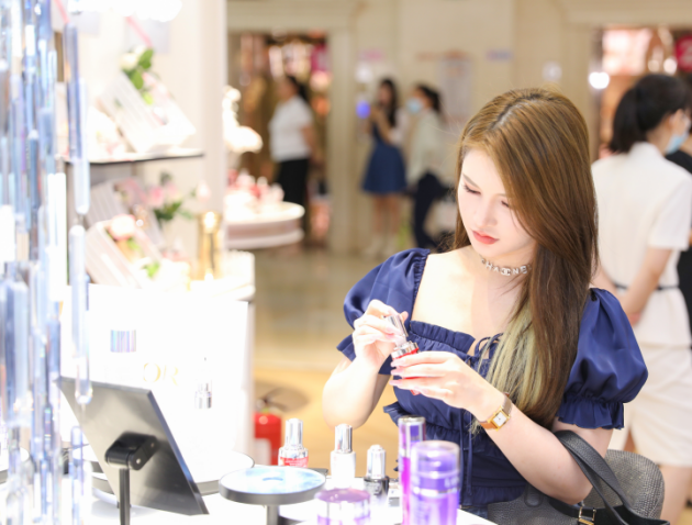 宇宙中心万家丽宠粉加磅，冬日好礼点击领取